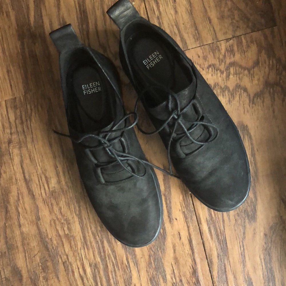 Eileen fisher classic black suede shoes Size 7 excellent condition